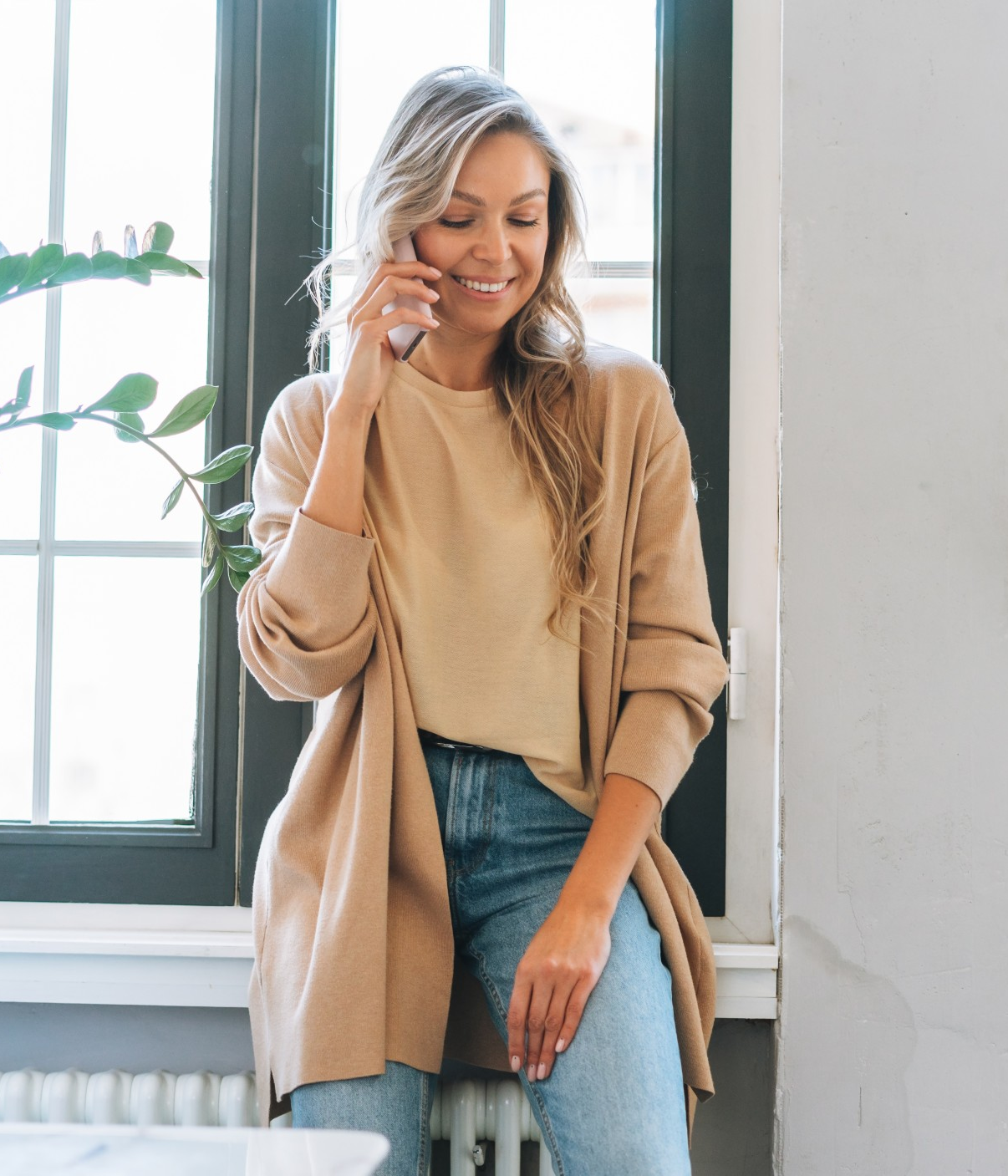 Woman talking on the phone